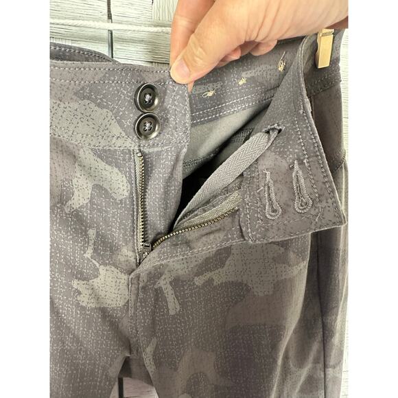 Prana women’s cargo pants gray camouflage roll tab packets outdoor gorpcore - Picture 3 of 16
